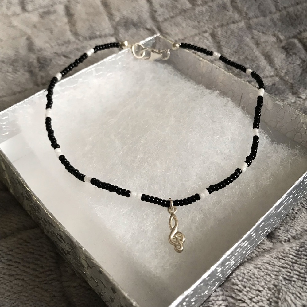 🪞music note charm beaded anklet